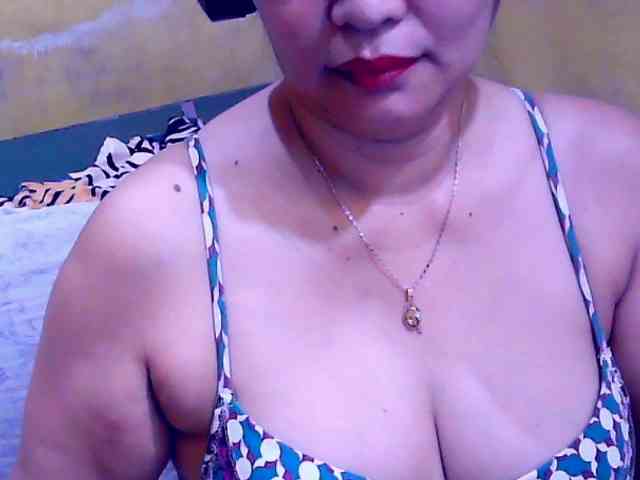 SweetMonlight webcam