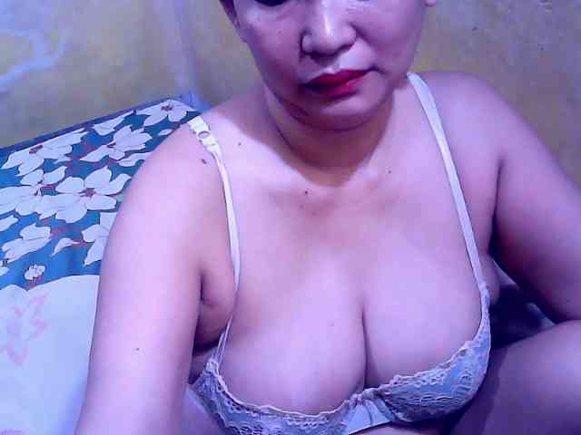 Model: SweetMonlight