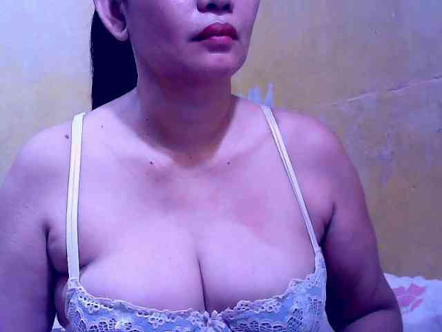 SweetMonlight webcam