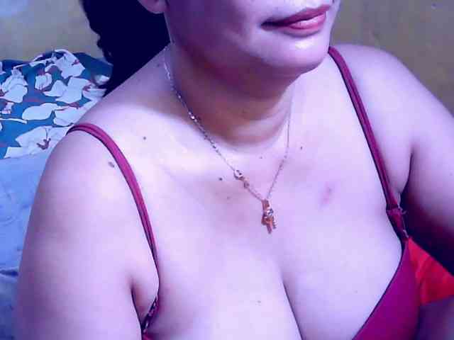 SweetMonlight webcam