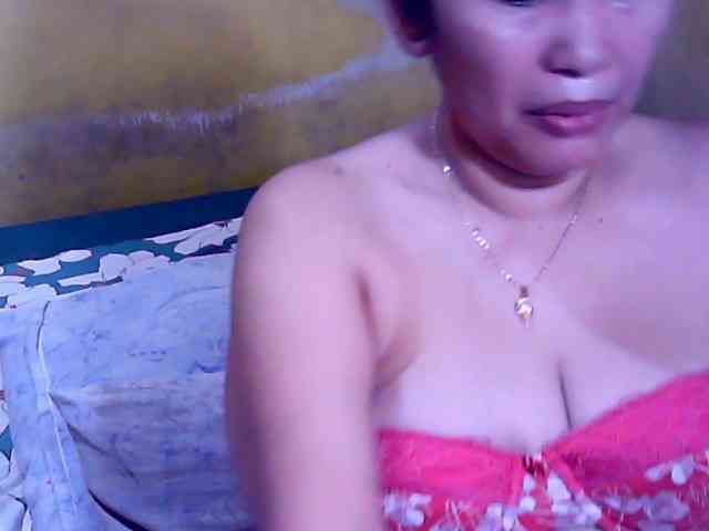 SweetMonlight webcam