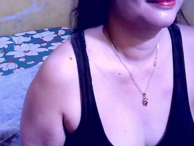 SweetMonlight webcam