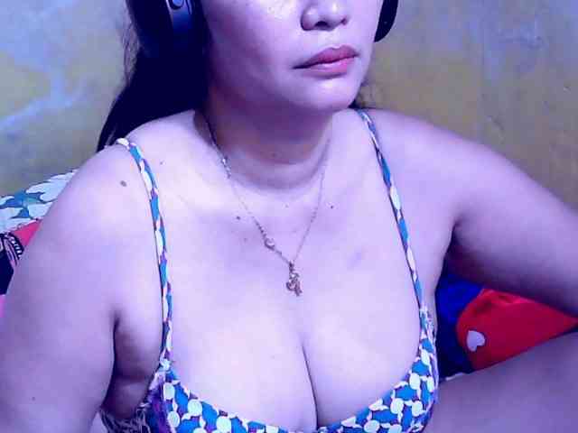 SweetMonlight webcam