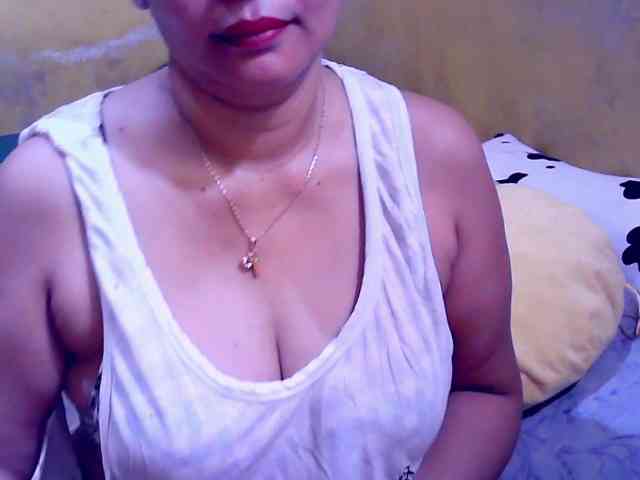 SweetMonlight webcam