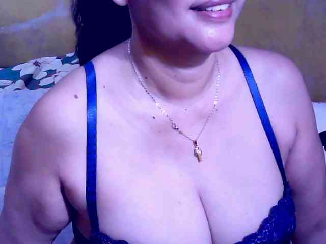 SweetMonlight webcam
