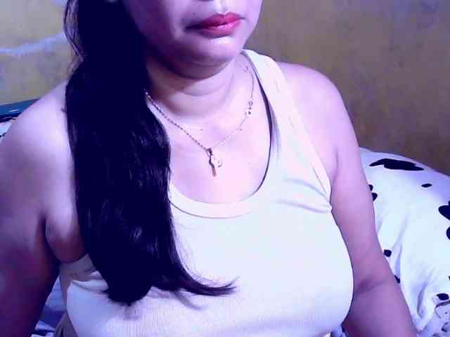 SweetMonlight webcam