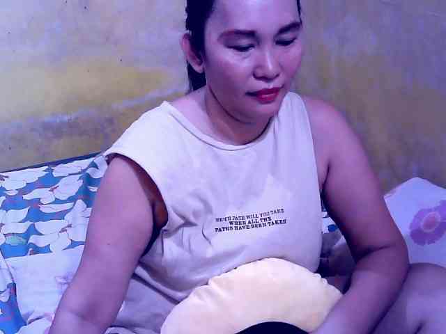 SweetMonlight webcam