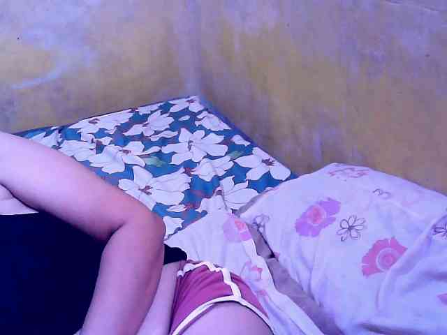 SweetMonlight webcam