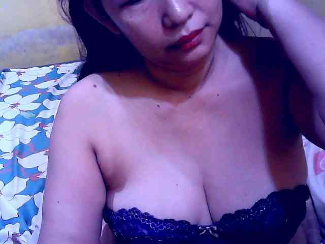 SweetMonlight webcam