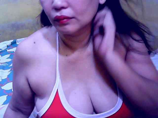 SweetMonlight webcam
