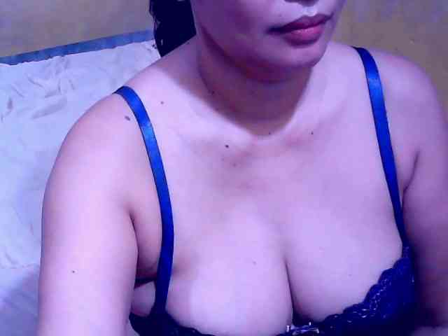 SweetMonlight webcam