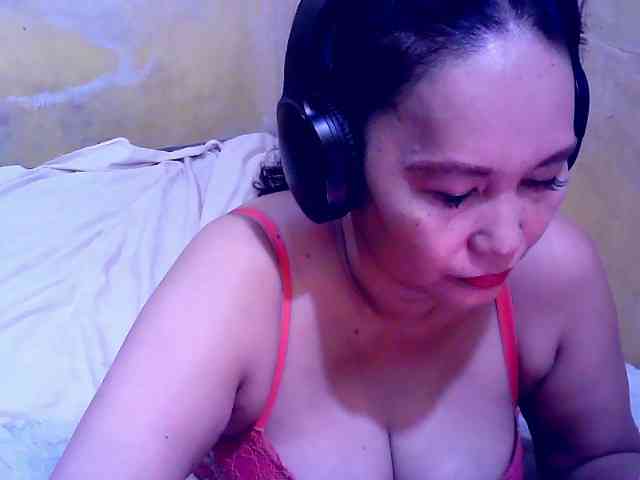 SweetMonlight webcam