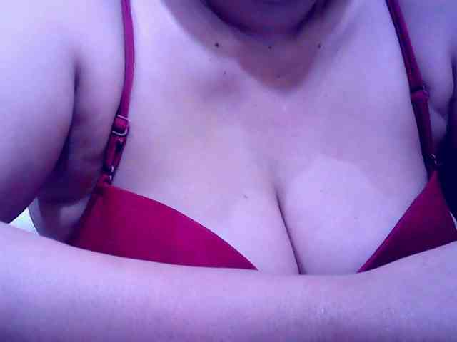 SweetMonlight webcam