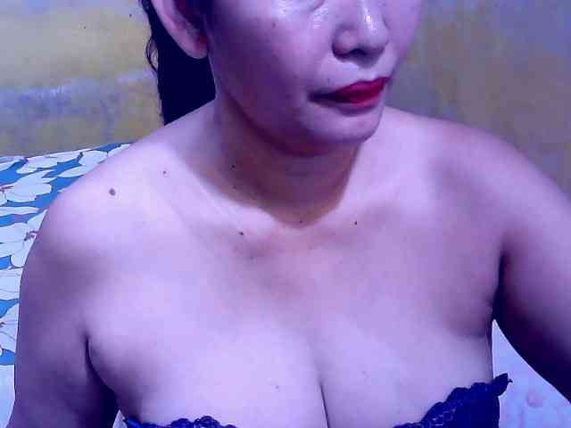 SweetMonlight webcam