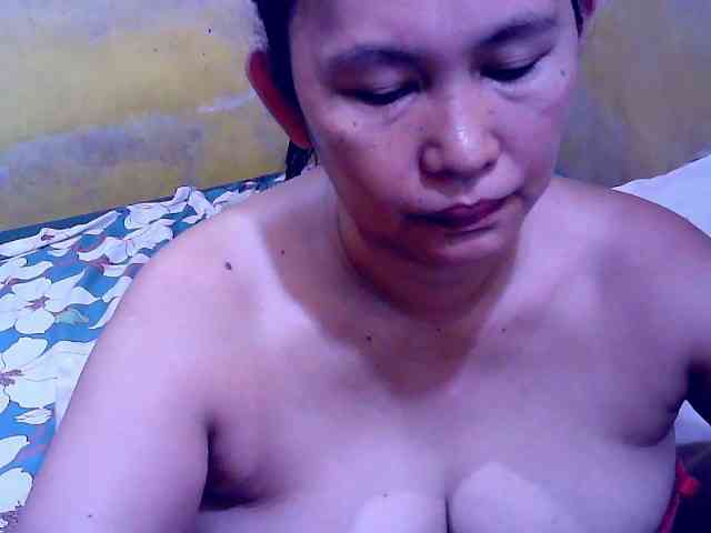 SweetMonlight webcam