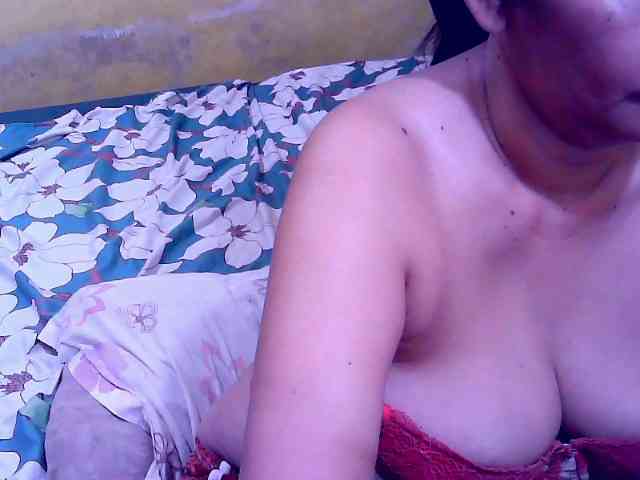 SweetMonlight webcam
