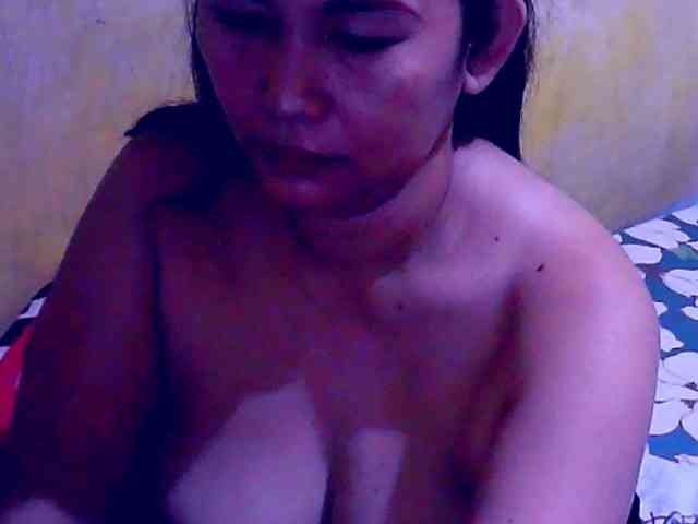 SweetMonlight webcam