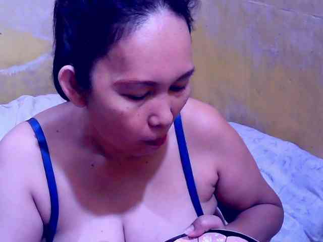 SweetMonlight webcam