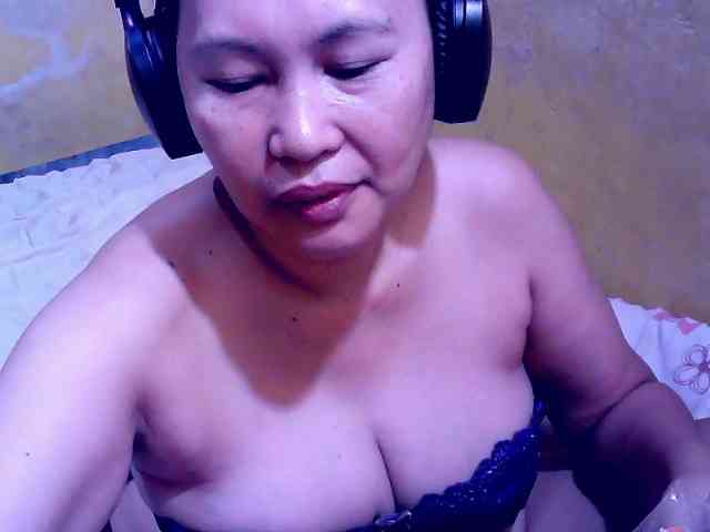 SweetMonlight webcam