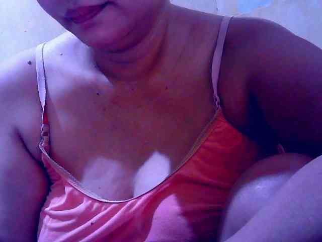 SweetMonlight webcam