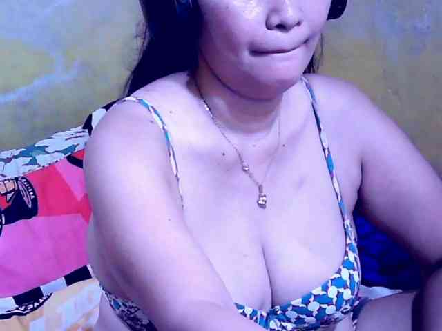 SweetMonlight webcam