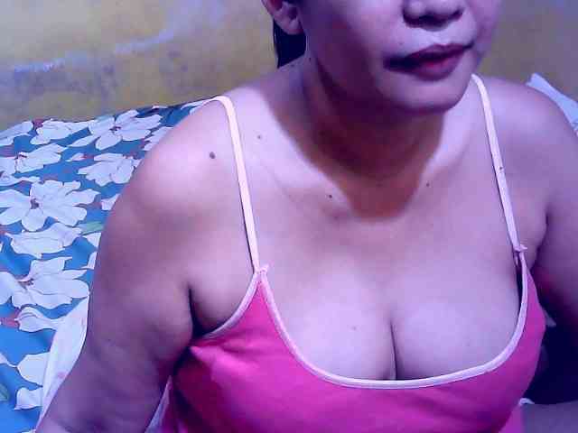 SweetMonlight webcam