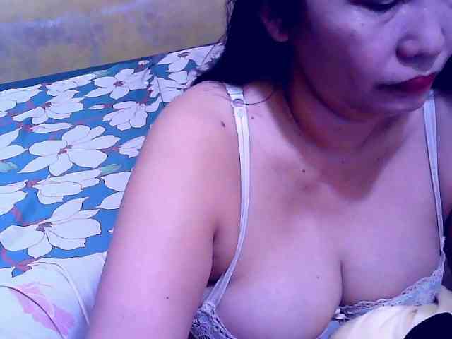 SweetMonlight webcam