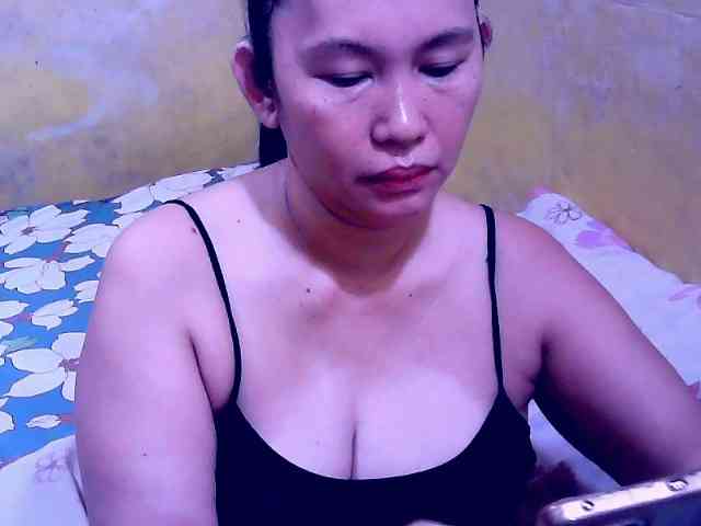 SweetMonlight webcam