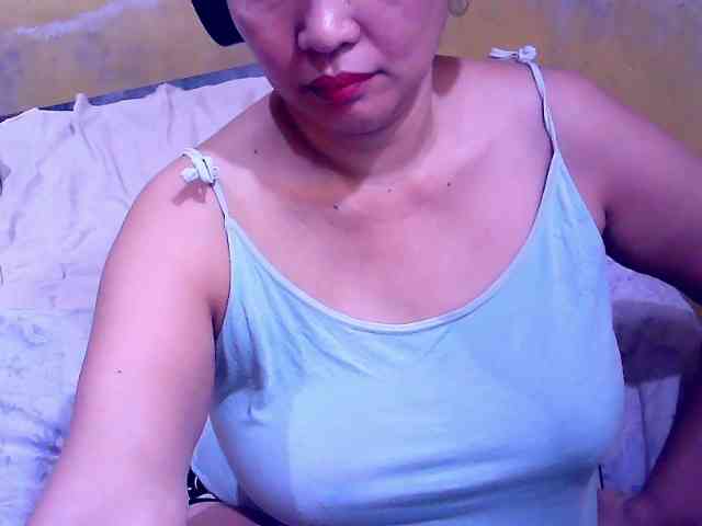 SweetMonlight webcam