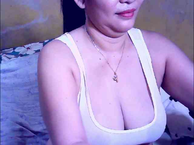 SweetMonlight webcam