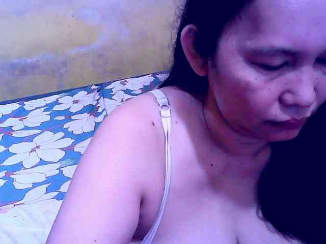SweetMonlight webcam