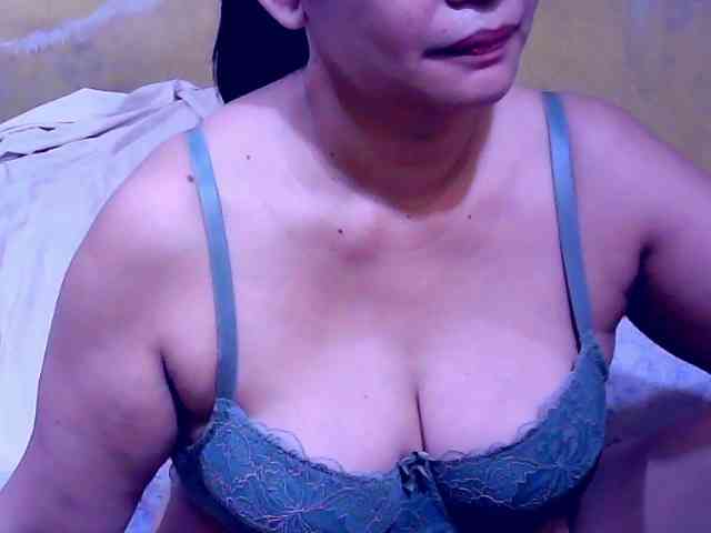 SweetMonlight webcam