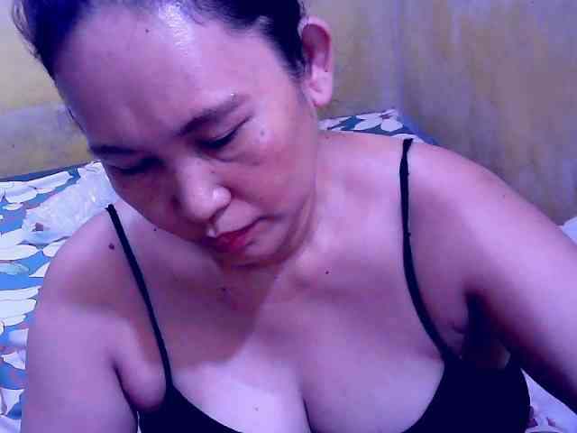 SweetMonlight webcam
