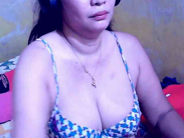 SweetMonlight webcam