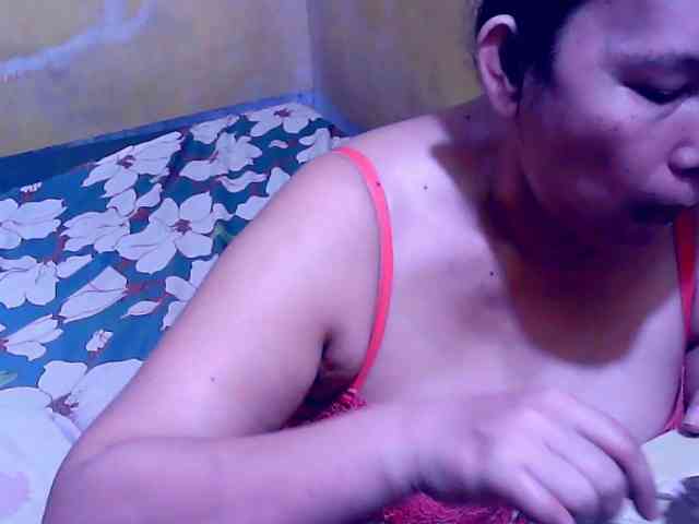 SweetMonlight webcam