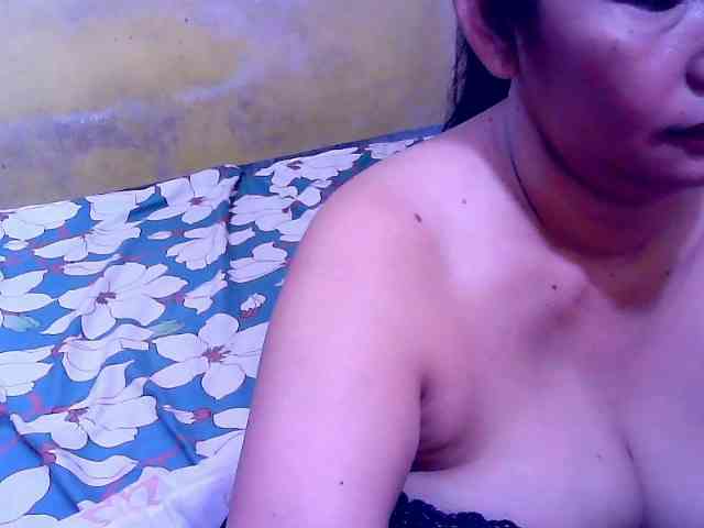 SweetMonlight webcam