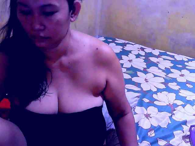 SweetMonlight webcam