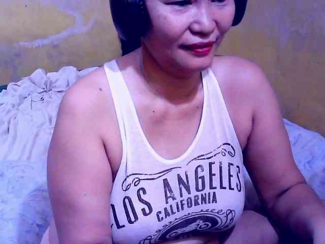SweetMonlight webcam