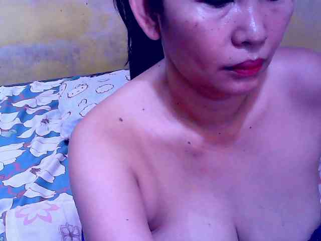 SweetMonlight webcam