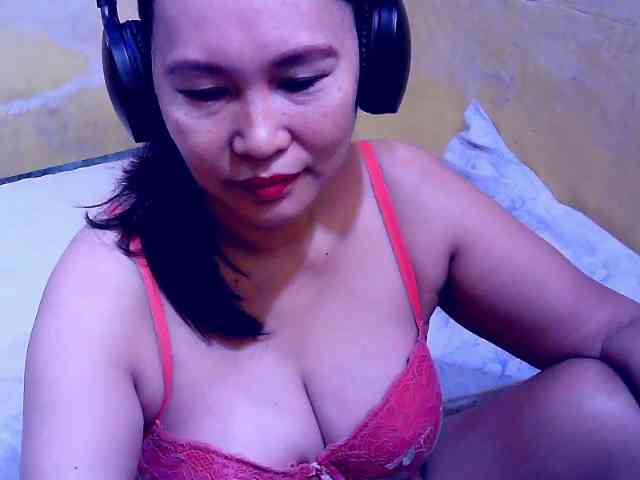 SweetMonlight webcam