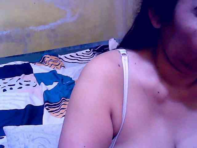 SweetMonlight webcam