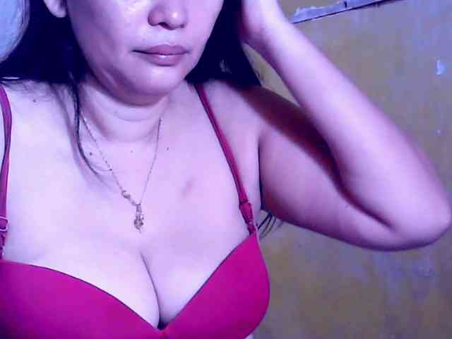 SweetMonlight webcam
