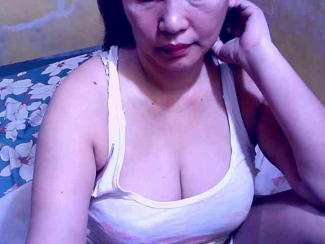 SweetMonlight webcam