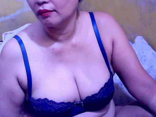SweetMonlight webcam
