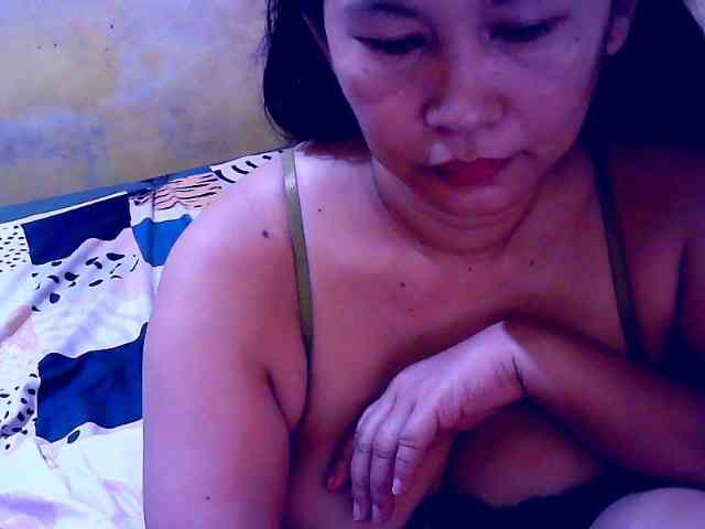 SweetMonlight webcam