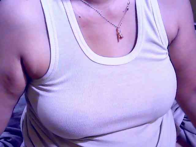 SweetMonlight webcam