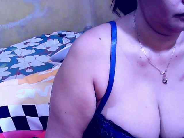 SweetMonlight webcam