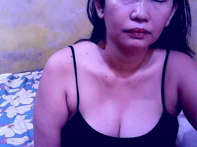 SweetMonlight webcam