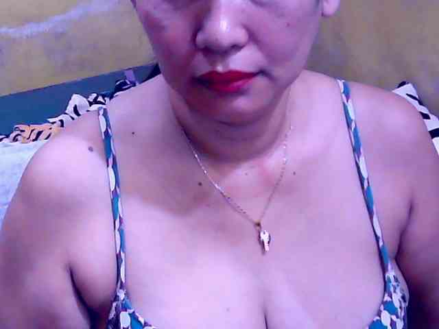 SweetMonlight webcam