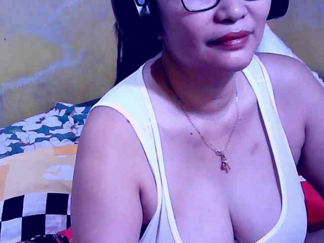 SweetMonlight webcam